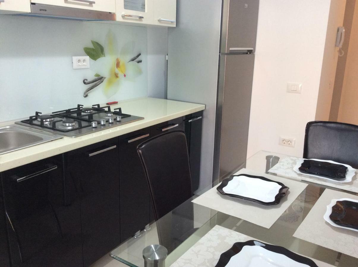 Bluewaves Apartment Mamaia Nord Năvodari Εξωτερικό φωτογραφία